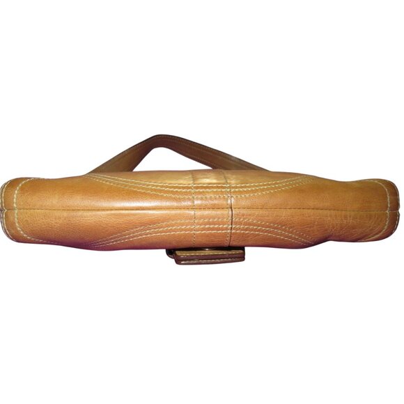 COACH 2005 Vintage Demi Buckle Flap Leather Soho in Camel Brown - Picture 8 of 15